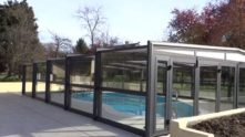 L'abri De Piscine Semi-haut Permet De Tirer Le Meilleur Parti Des Atouts De L’abri Haut Et De L’abri Bas